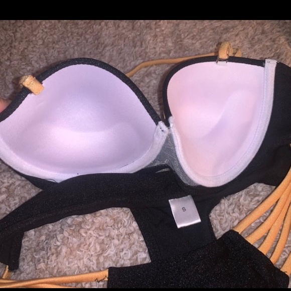 Two piece bikini - Picture 5 of 6